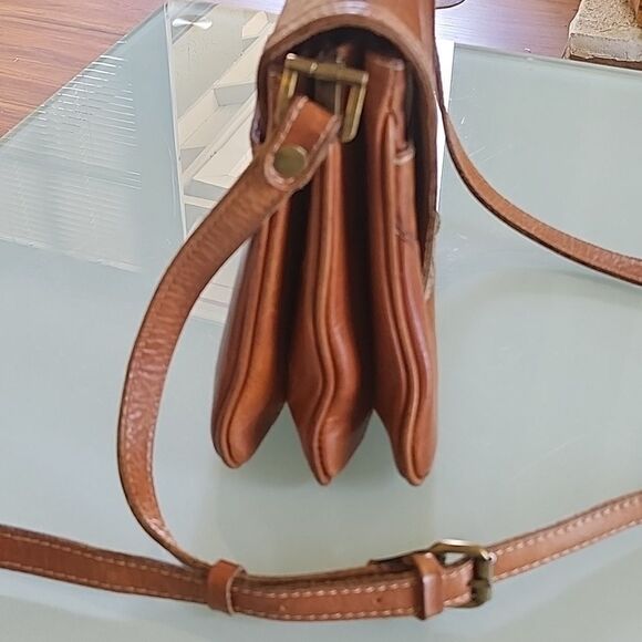 Patricia Nash Shoulder Bag - Picture 4 of 12